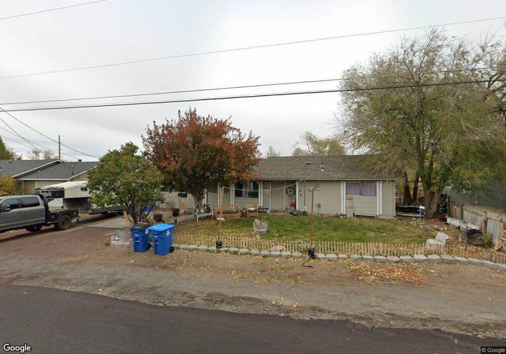 3415 SW Glacier Ave, Redmond, OR 97756 - photo 1