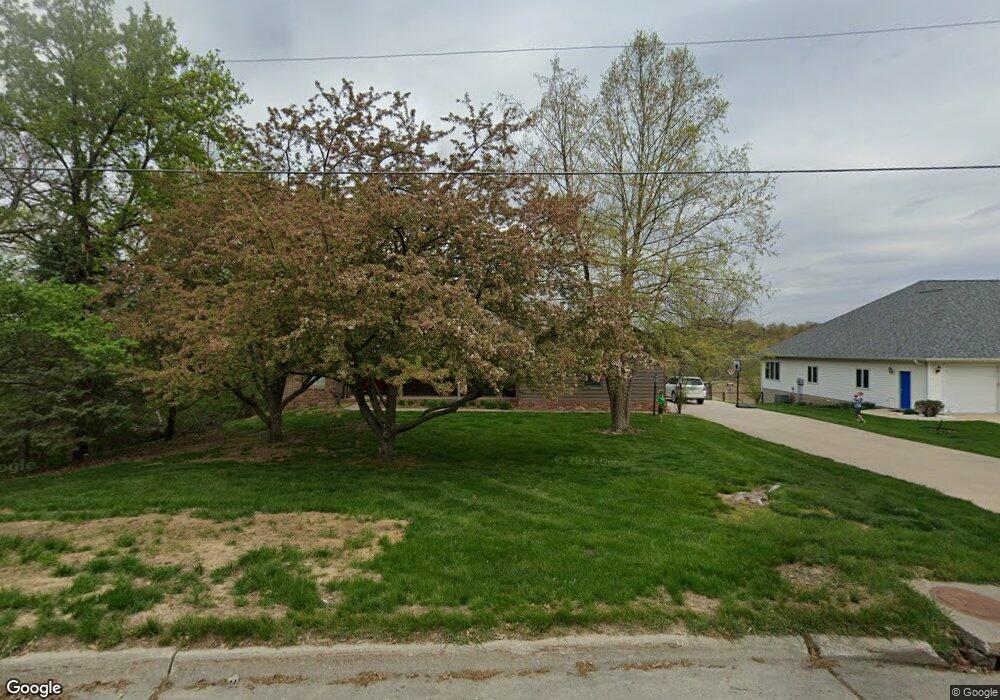 1448 S 20th Ave W, Newton, IA 50208 - photo 1