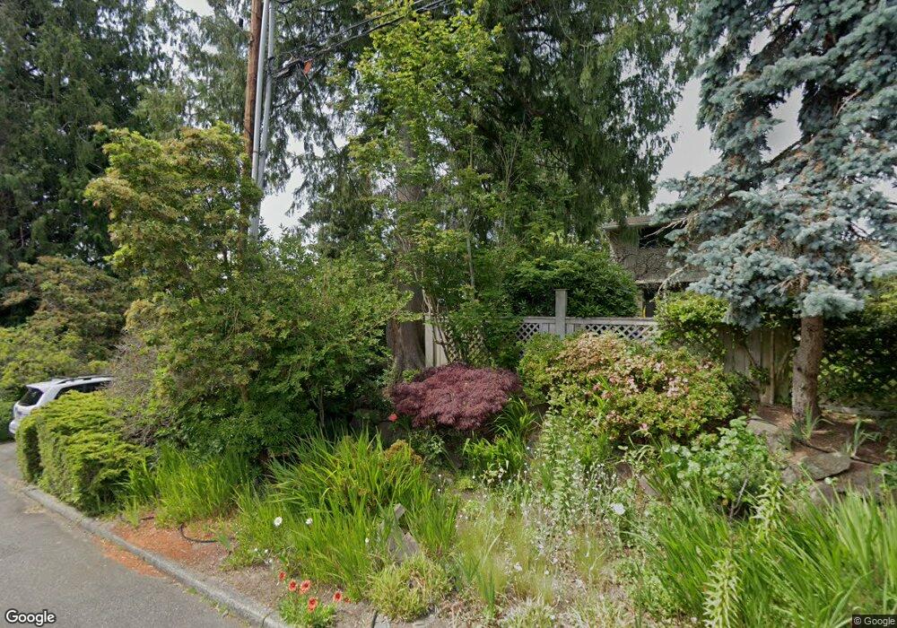 825 Sprague St, Edmonds, WA 98020 - photo 1
