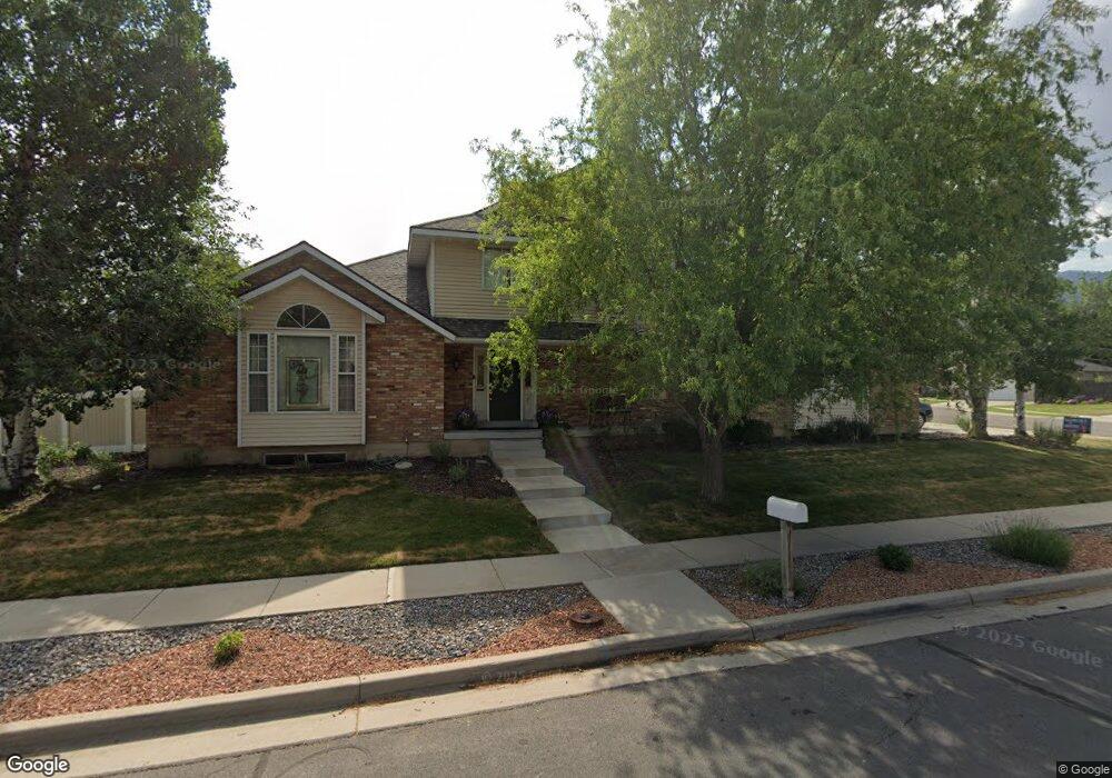 8917 Summer Crest Dr, Sandy, UT 84093 - photo 1