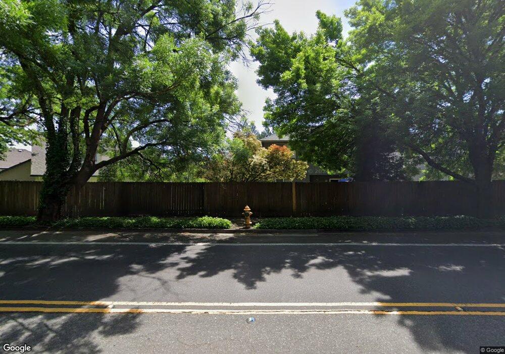 9233 SW Davies Rd, Beaverton, OR 97008 - photo 1