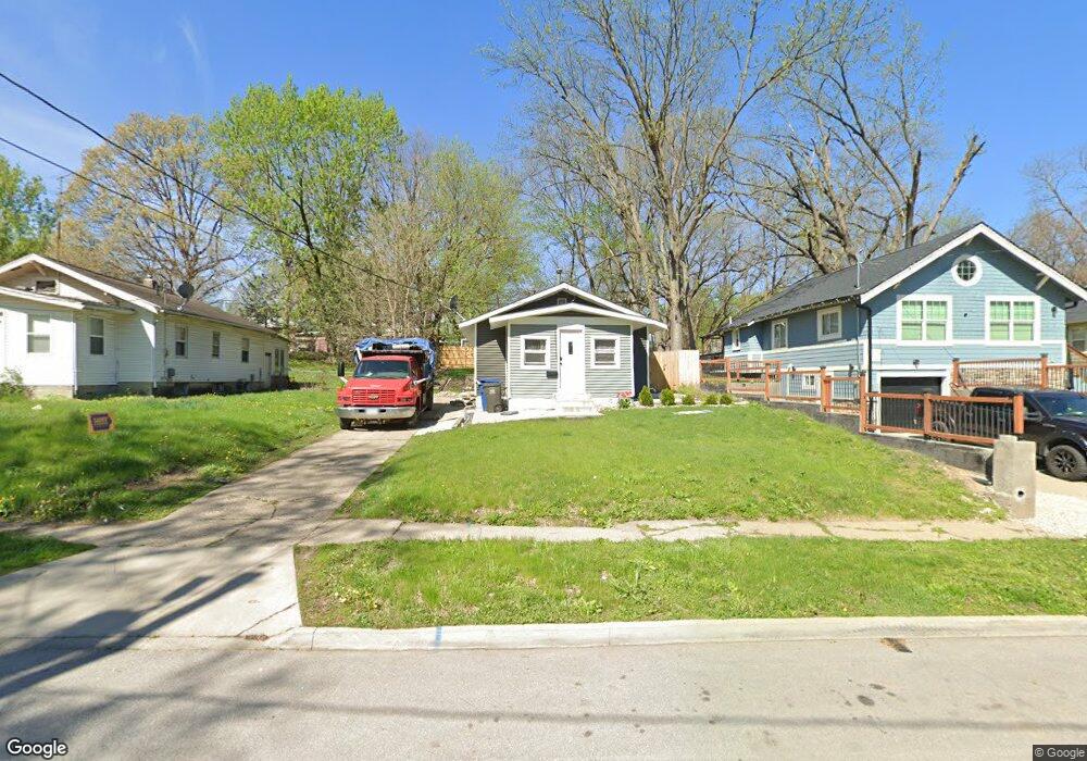 1926 22nd St, Des Moines, IA 50310 - photo 1