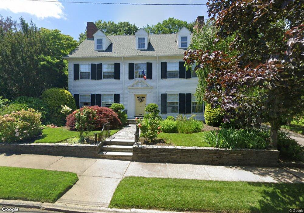 51 Dryden Ave, Pawtucket, RI 02860 - photo 1