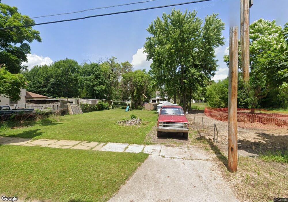 2013 Dakota Ave, Flint, MI 48506 - photo 1