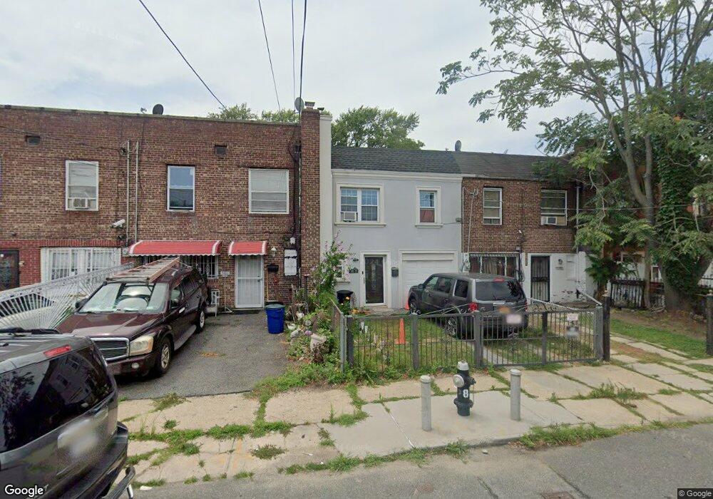 102-22 187th St, Hollis, NY 11423 - photo 1