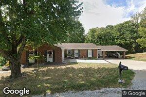 105 Corbett Ln, Hardin, IL 62047