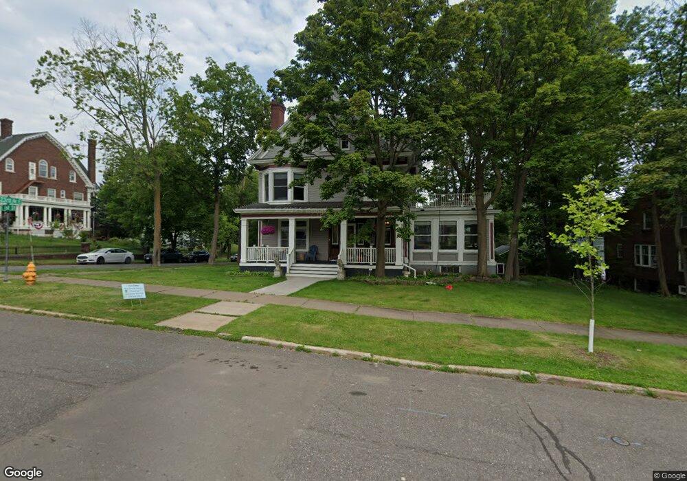 2232 2232 E 1st St, Duluth, MN 55812 - photo 1