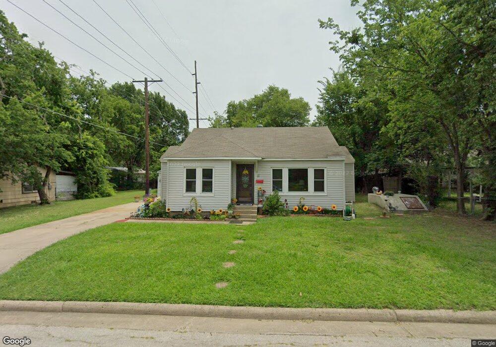 12 N St SW, Ardmore, OK 73401 - photo 1