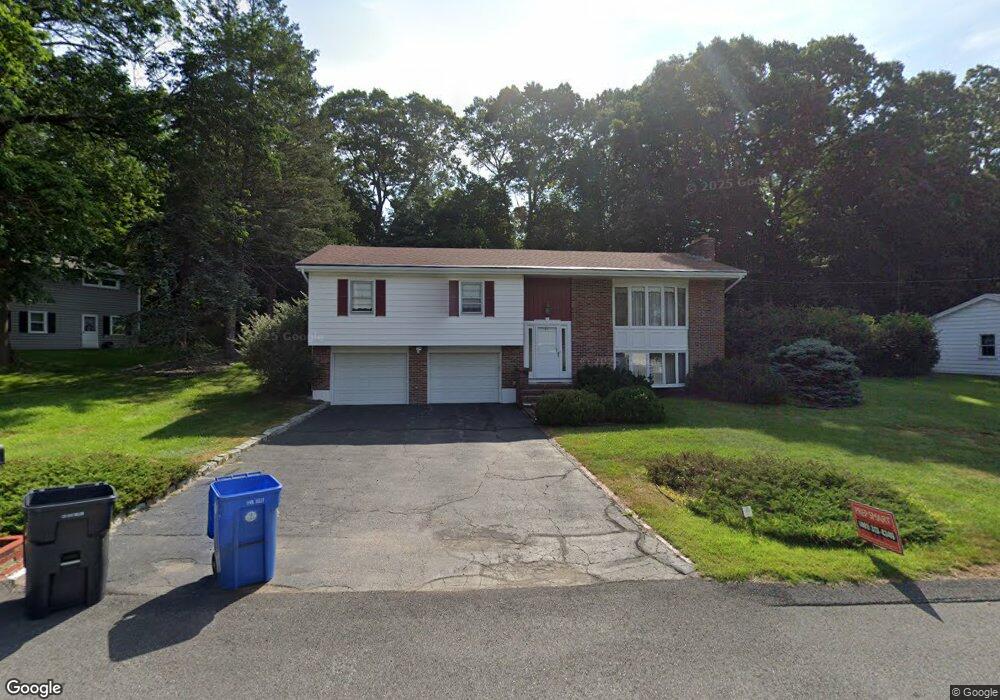 22 Rocky Crest Rd, Cumberland, RI 02864 - photo 1