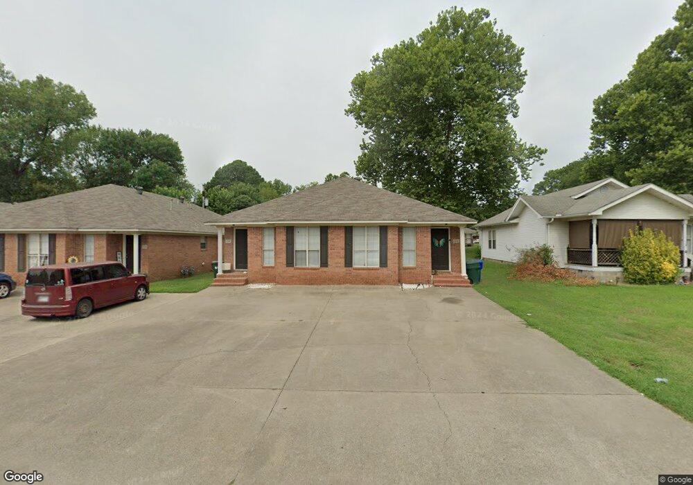 323 Mildred St, Conway, AR 72034 - photo 1
