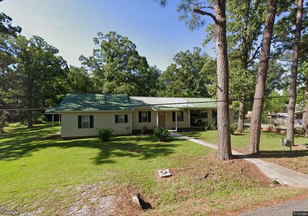 204 Davis Dr, Pineville, LA 71360 - photo 1