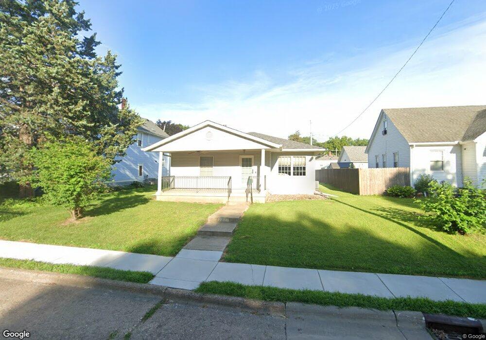2222 N Howell St, Davenport, IA 52804 - photo 1