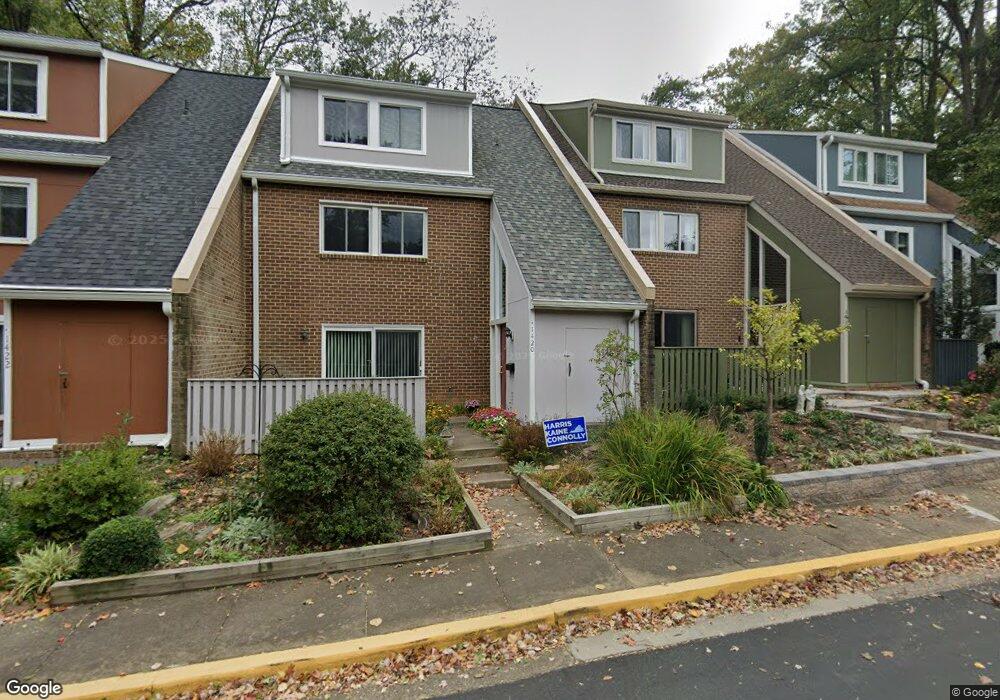 1420 Greenmont Ct, Reston, VA 20190 - photo 1