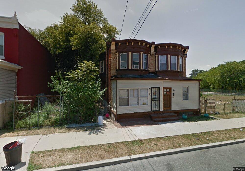 682 Tulip St, Camden, NJ 08104 - photo 1