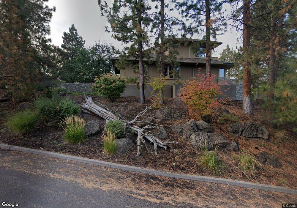 2730 NW Nightfall Cir, Bend, OR 97701 - photo 1