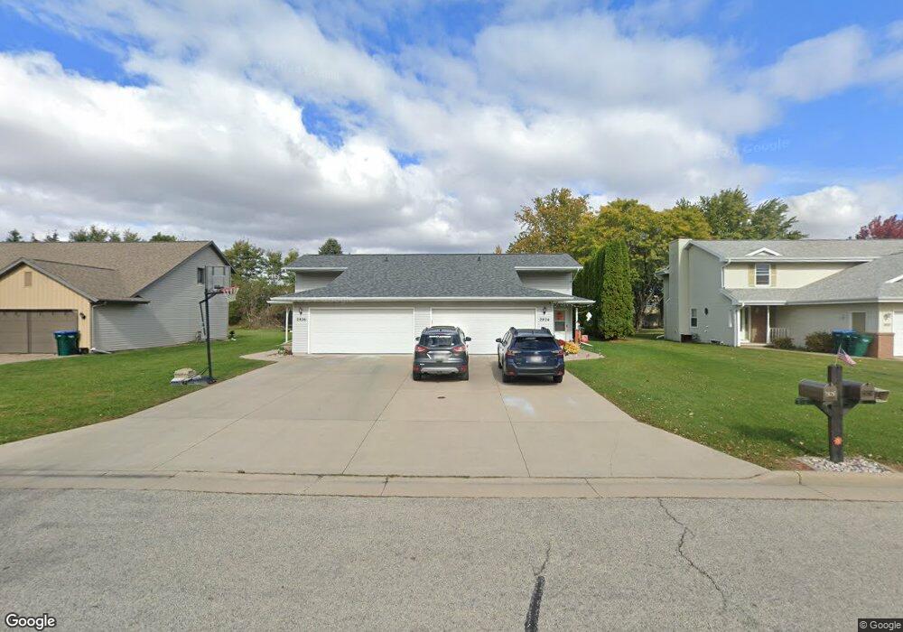 2824 W Hiawatha Dr, Appleton, WI 54914 - photo 1