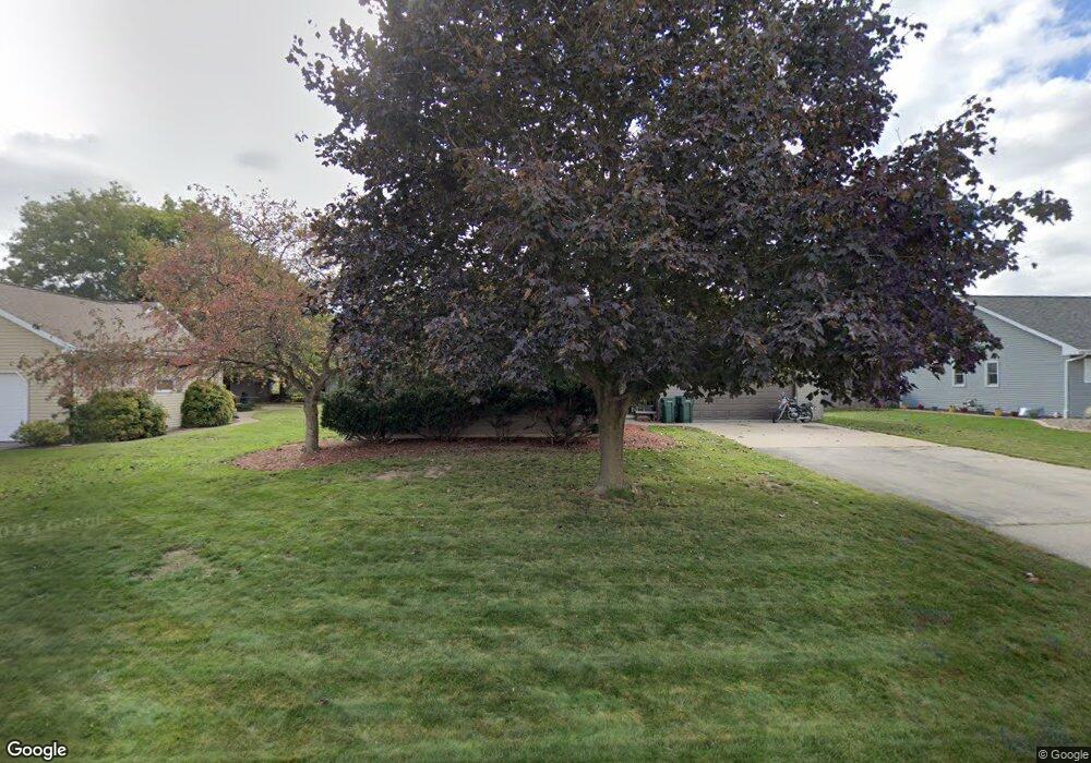 2987 W Hiawatha Dr, Appleton, WI 54914 - photo 1