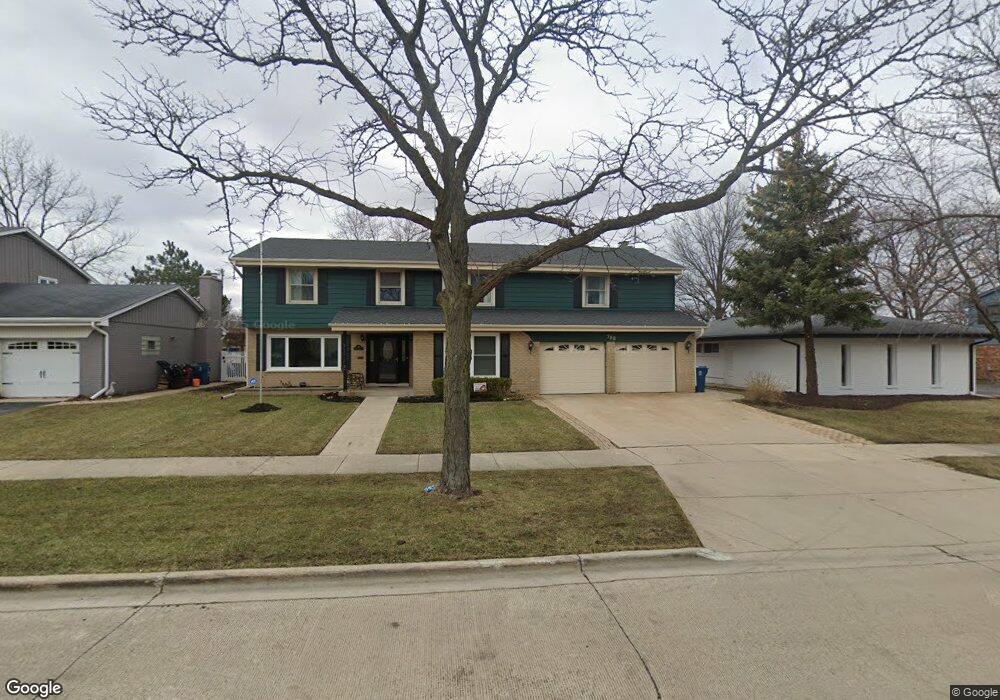788 S Stuart Ave, Elmhurst, IL 60126 - photo 1