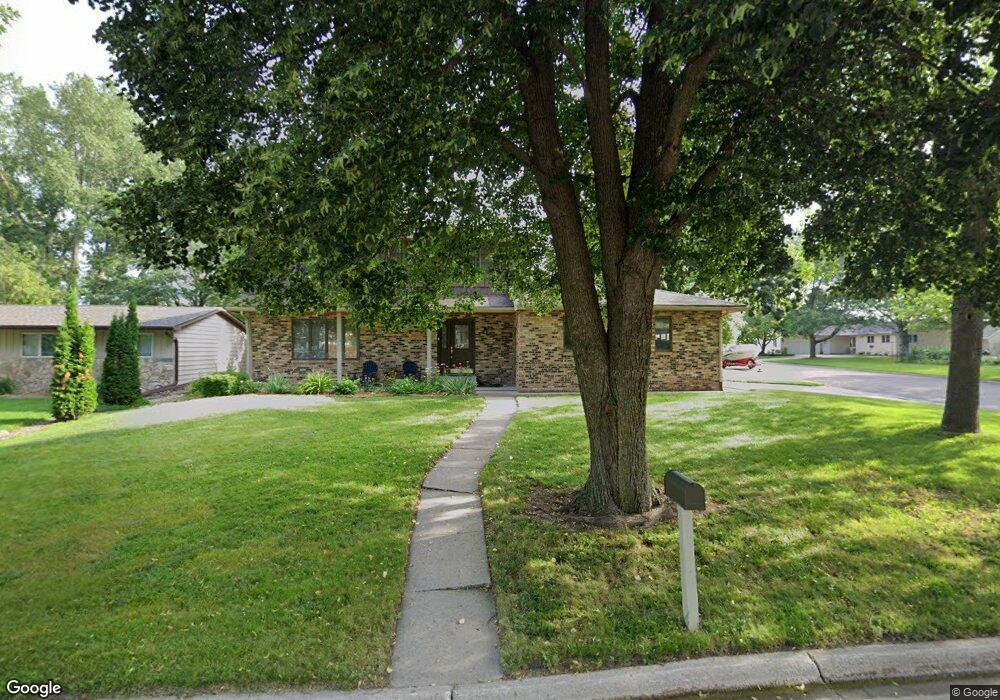 1013 Eastgate Rd, Albert Lea, MN 56007 - photo 1