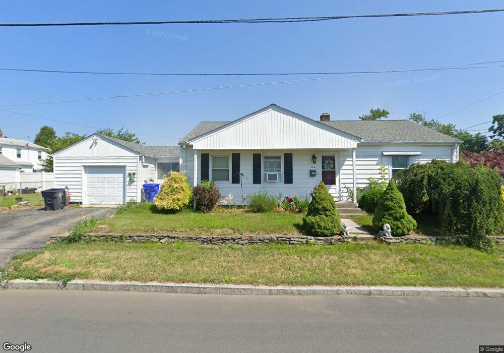 40 Benedict St, Riverside, RI 02915 - photo 1