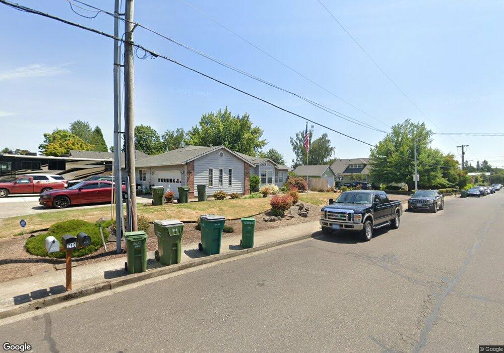 190 SW 7th St, Dundee, OR 97115 - photo 1