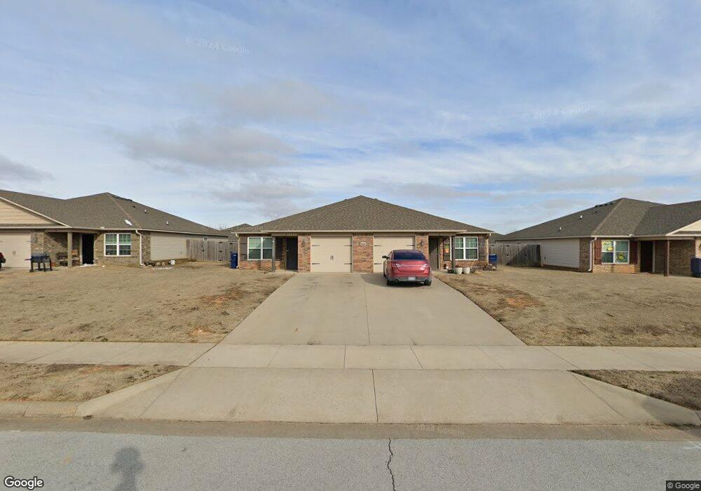 5004 Thomas St, Siloam Springs, AR 72761 - photo 1