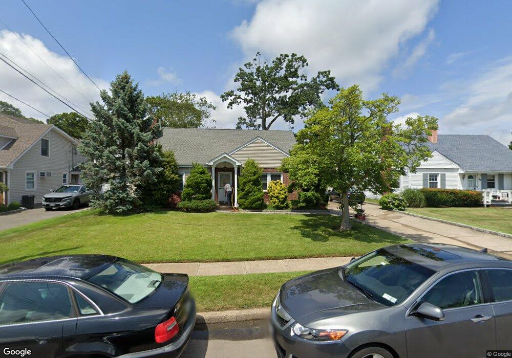 30 Cliff Rd, Merrick, NY 11566 - photo 1