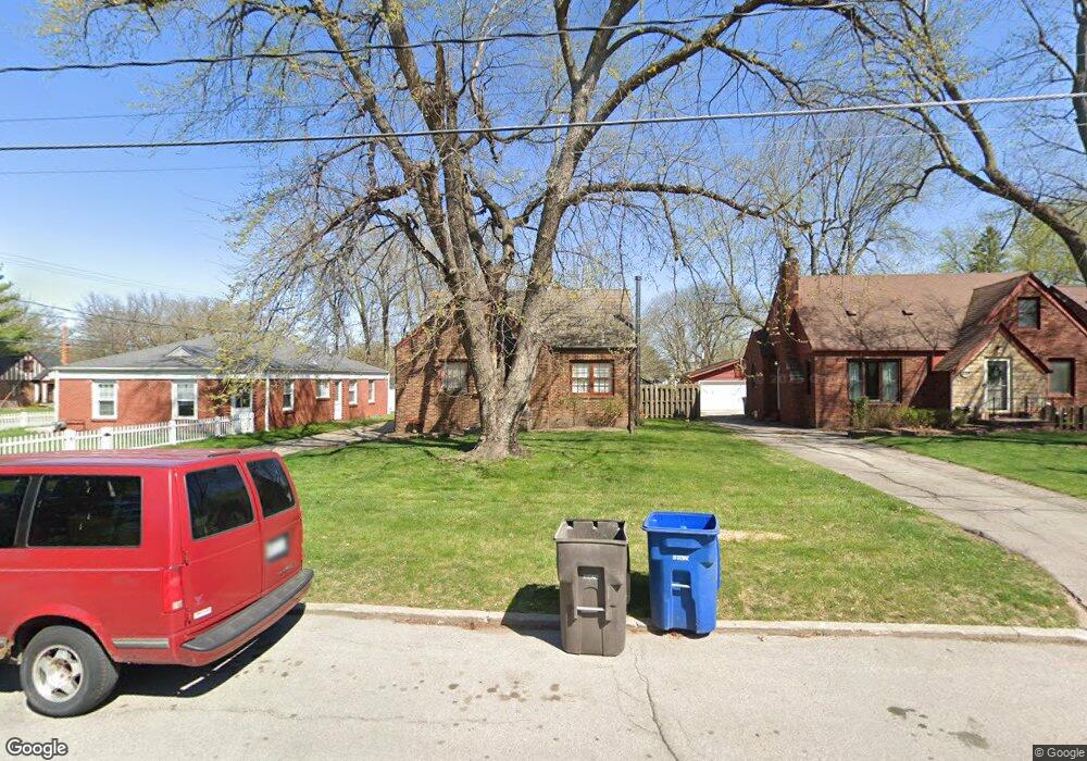 2211 34th St, Des Moines, IA 50310 - photo 1