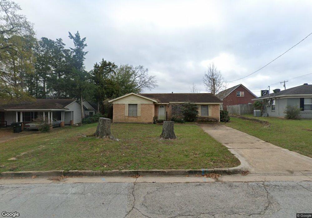 1628 Woodland Hills Dr, Tyler, TX 75701 - photo 1