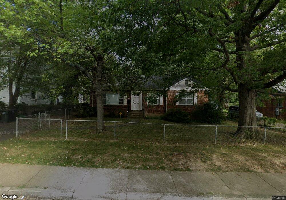 704 Highland Ave, Falls Church, VA 22046 - photo 1