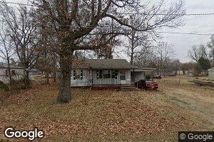 620 Parkway St, Campbell, MO 63933