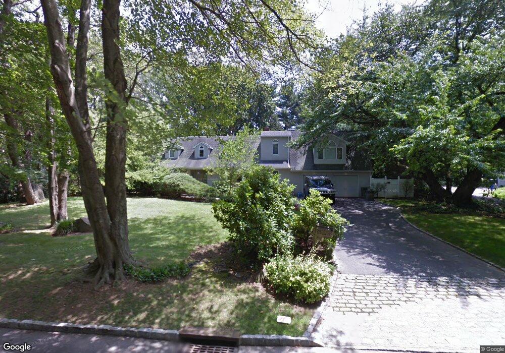 19 Meadow Ln, Glen Head, NY 11545 - photo 1