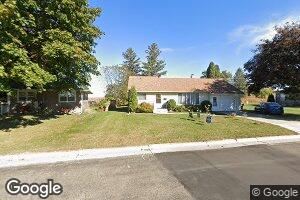 232 Goodview Dr, Spring Grove, MN 55974