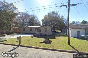 209 Ivy St, Montezuma, GA 31063