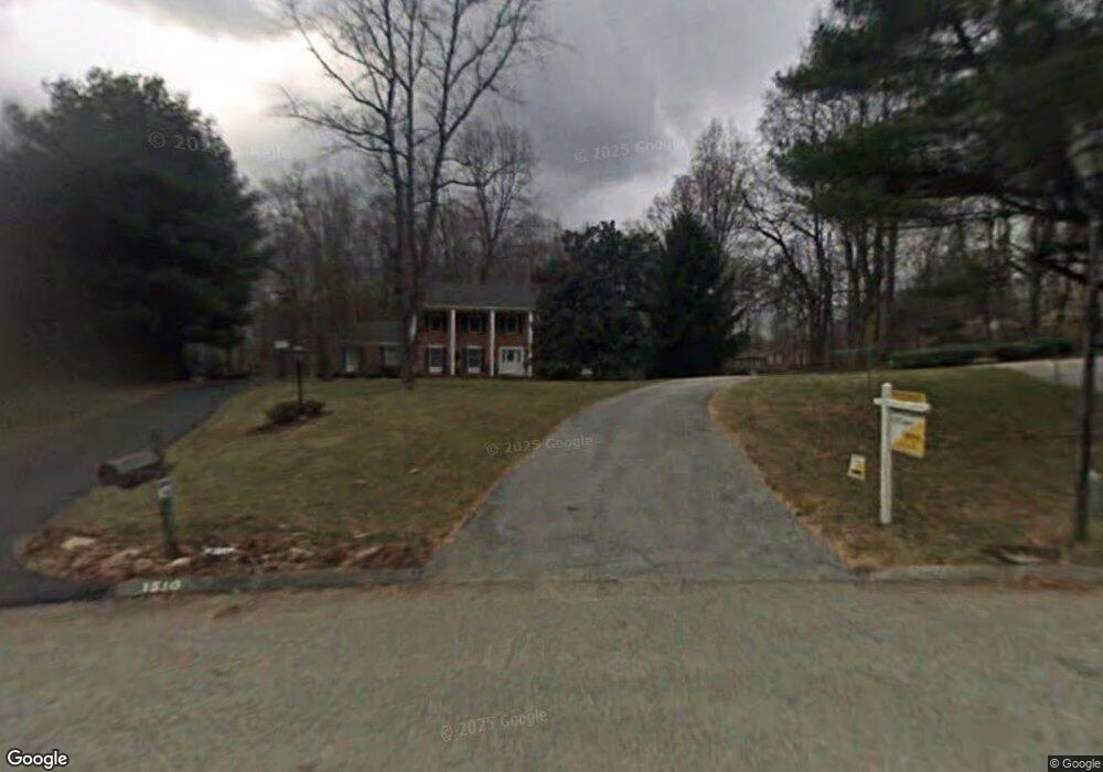 1510 Pinnacle Rd, Towson, MD 21286 - photo 1