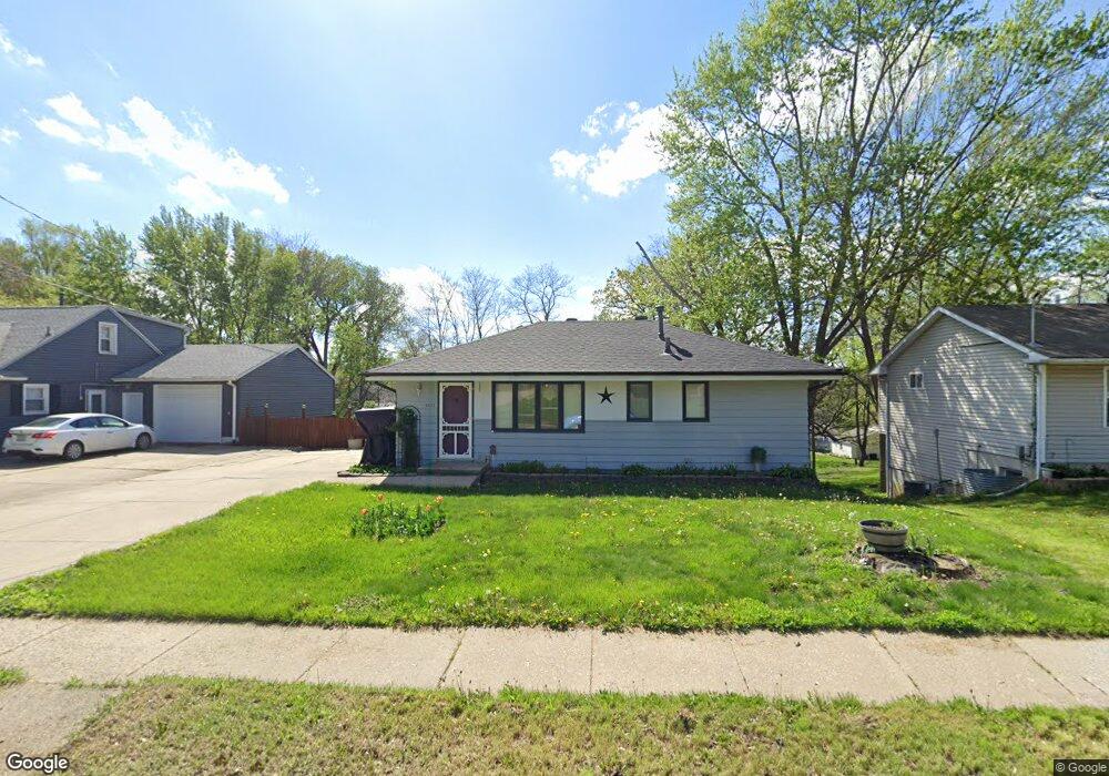 3612 South Union St, Des Moines, IA 50315 - photo 1