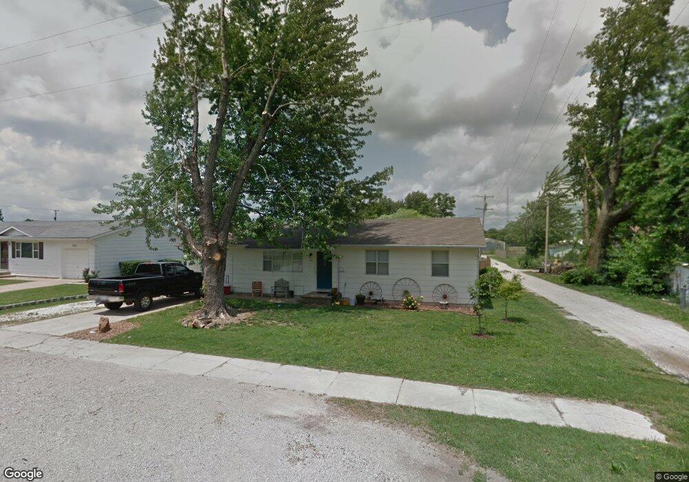 201 W Allen St, Carl Junction, MO 64834 - photo 1