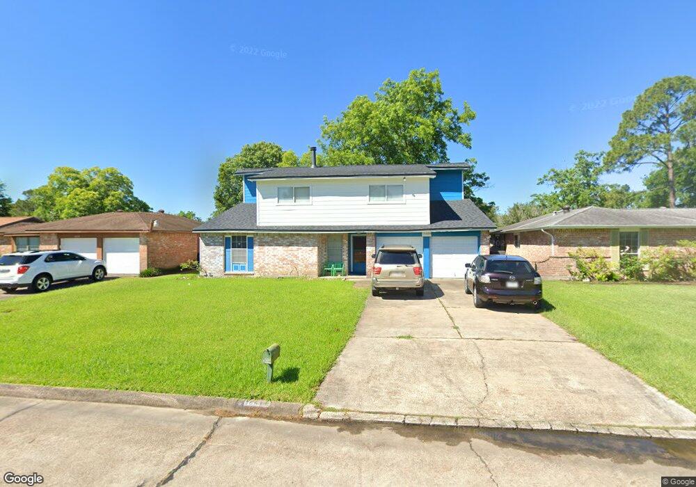 16634 Tibet Rd, Friendswood, TX 77546 - photo 1