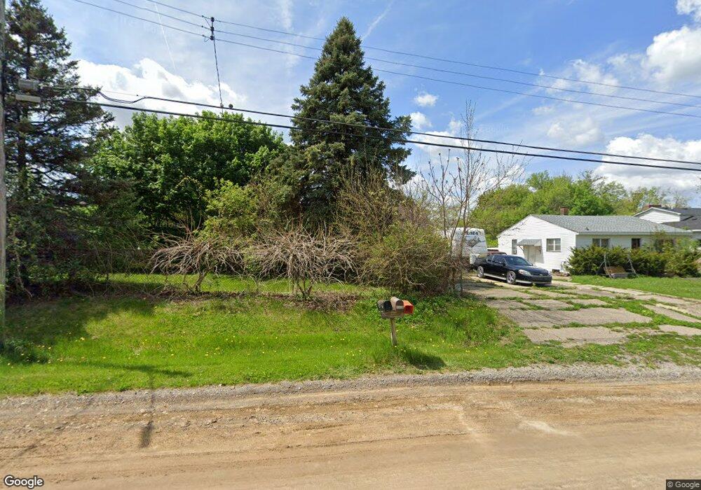 2144 Monaco St, Flint, MI 48532 - photo 1