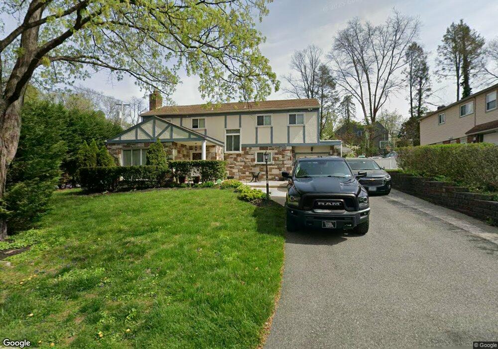 2 W Dartmouth Rd, Bala Cynwyd, PA 19004 - photo 1