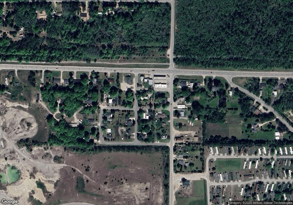 6041 Charlevoix Rd, Charlevoix, MI 49720 - photo 1