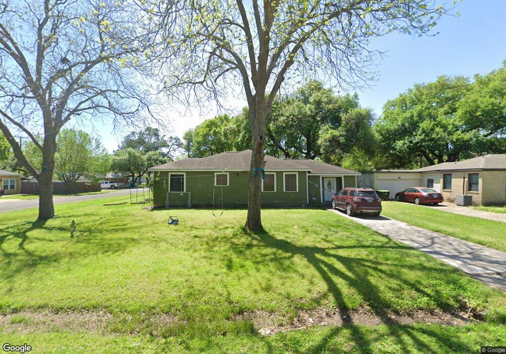3116 15th St, Bay City, TX 77414 - photo 1
