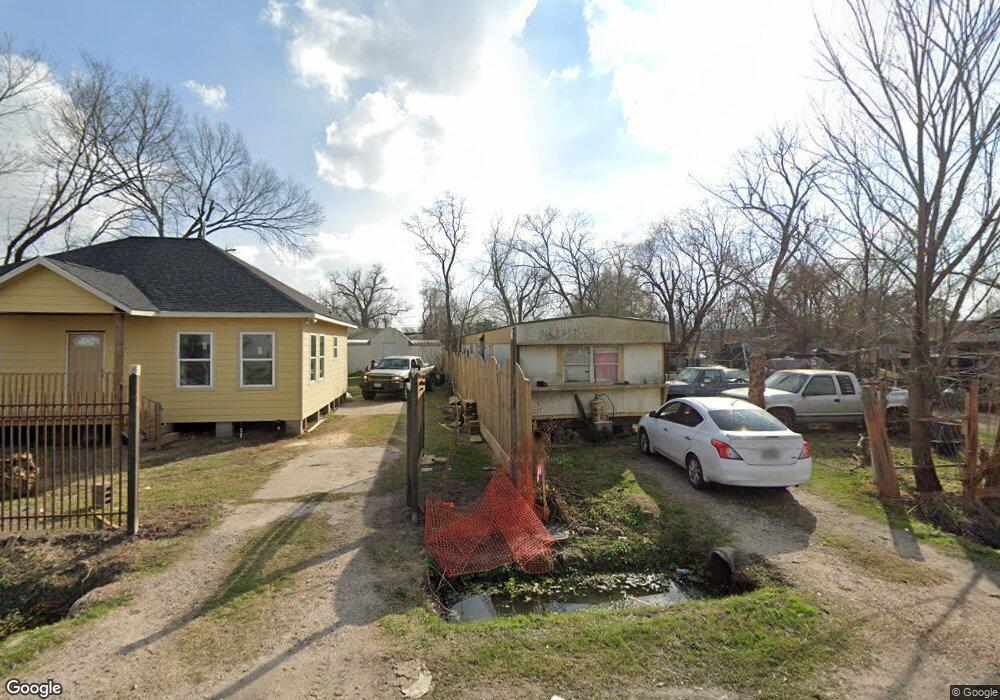 1926 Cromwell St, Houston, TX 77093 - photo 1