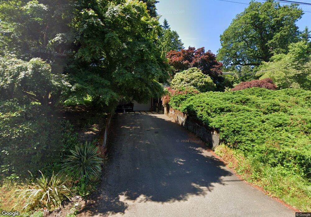 2515 Hillcrest Dr, West Linn, OR 97068 - photo 1