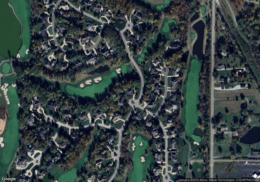 329 Stratford Ct, Aurora, OH 44202 - photo 1