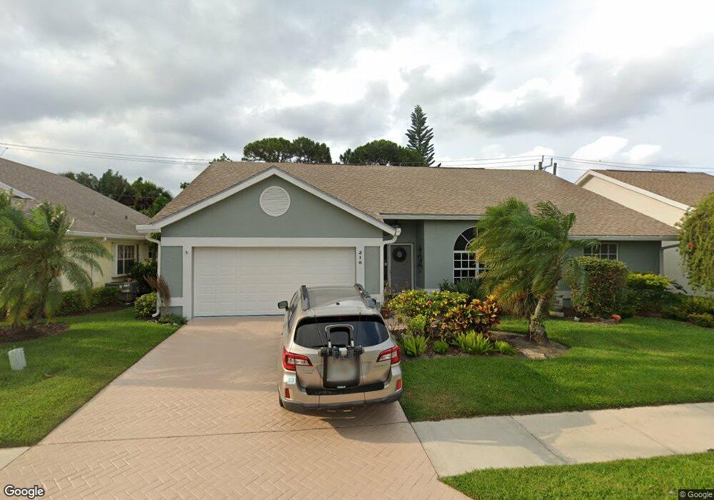 216 Moccasin Trail N, Jupiter, FL 33458 - photo 1