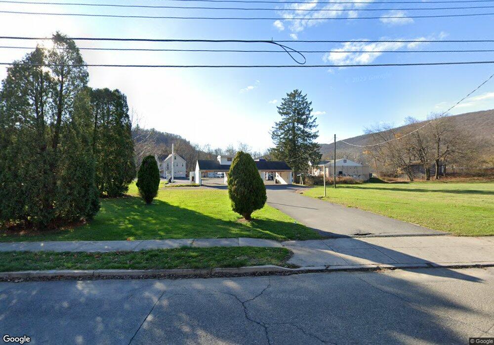 60 E Poplar St, Nanticoke, PA 18634 - photo 1