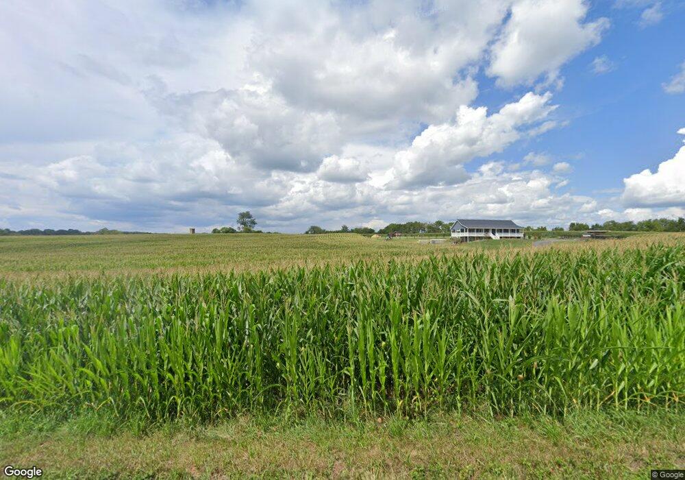 8132 Fox Groves Rd, Remington, VA 22734 - photo 1