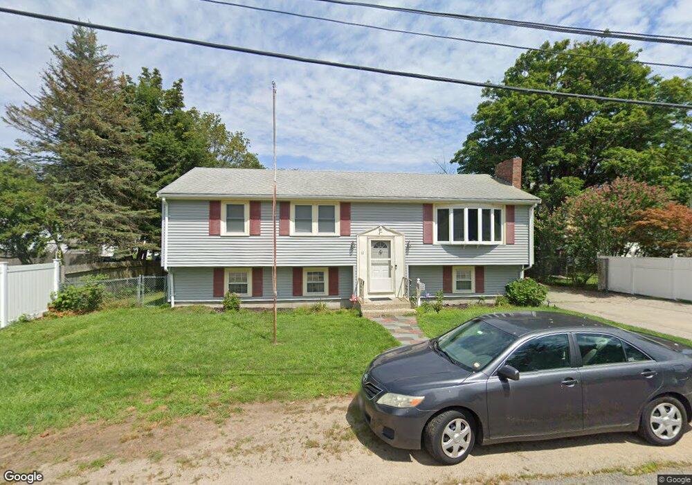 11 Apple Tree Ln, Weymouth, MA 02188 - photo 1