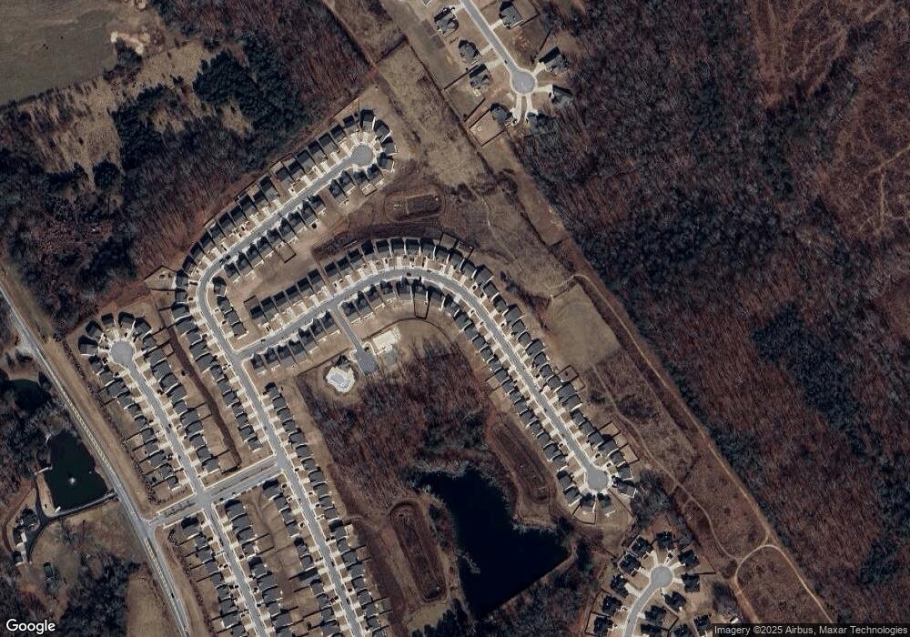 193 Hyde Park, Winder, GA 30680 - photo 1